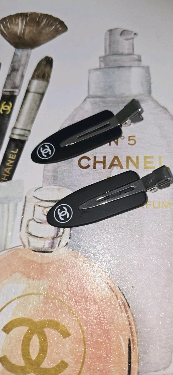 Chanel Beauty Hair Clip BLACKpair of 2 CC large NWT